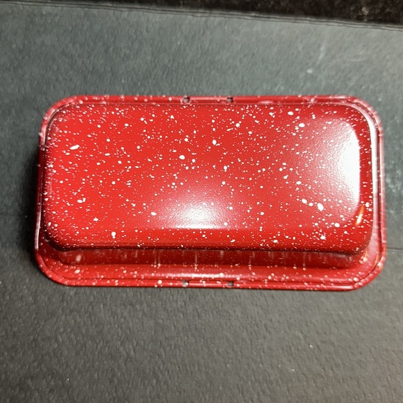 Six mini red enamel loaf pans - Picture 3 of 4